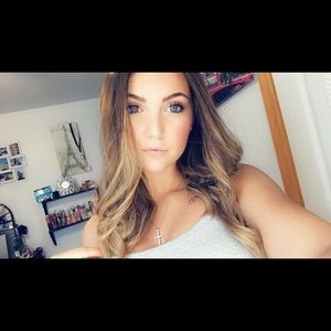 Meet your Posher, Mackenzie